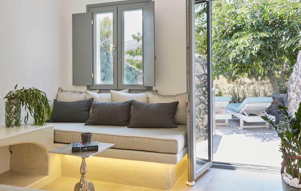 Amara Suites Santorini Kamári Exterior foto